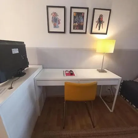 Angela Duplex At Opera *